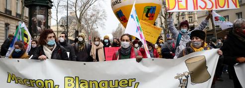 Grève des professeurs: Blanquer annonce le recrutement de milliers de remplaçants contractuels