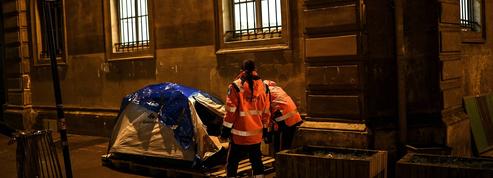 Paris : souhaitant «nettoyer le quartier», il incendie les tentes de SDF