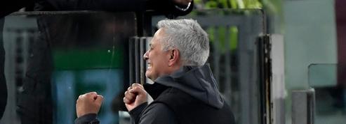 Ligue Europa Conférence : les larmes de José Mourinho après la qualification de l'AS Rome