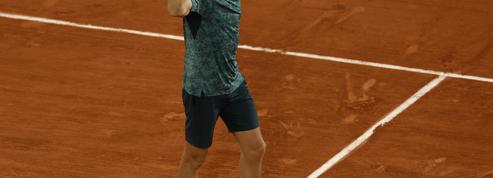 Roland-Garros : en terre inconnue, Ruud défiera son idole Nadal en finale