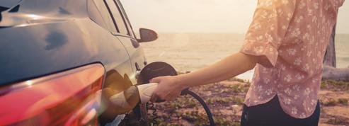 Vacances d'été : vous roulerez en voiture électrique ? Nos astuces pour éviter les galères