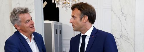 EN DIRECT - Macron «envisage» la constitution d'un «gouvernement d'union nationale», affirme Roussel