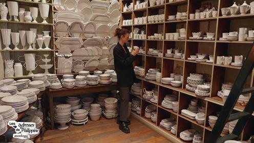 En vidéo, «Les Adresses de Philippine» chez Astier de Villatte, le temple parisien de la céramique