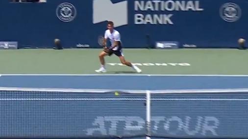 Tennis : le drôle d’échange entre Gigante et Diallo, qui continuent de jouer alors que la balle a traversé le filet (vidéo)
