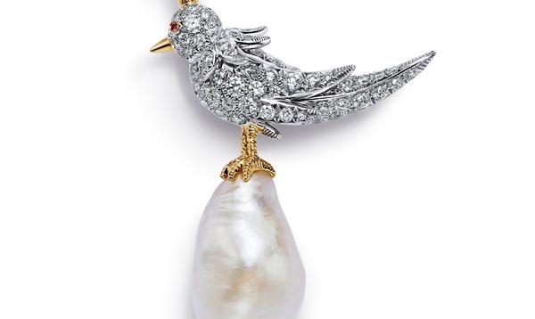 Tiffany &amp; Co dévoile une collection de haute joaillerie avec des perles incroyables : Bird on The Pearl
