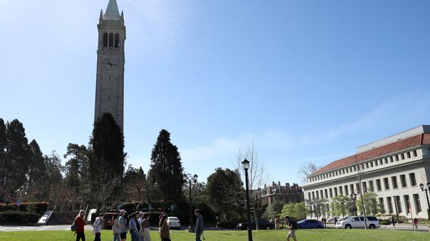 Plusieurs établissements américains proposent des partenariats avec Berkeley, en Californie.