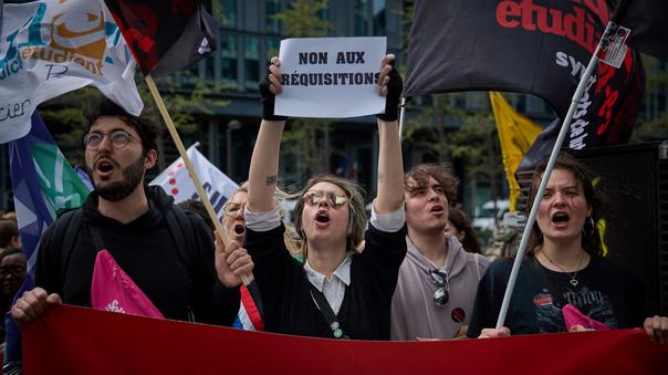 Des étudiants ont manifesté à Paris le 6 avril dernier contre ces réquisitions.