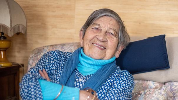 À 98 ans, inlassablement, Ginette Kolinka sillonne la France pour raconter la guerre et sa déportation à Auschwitz-Birkenau.