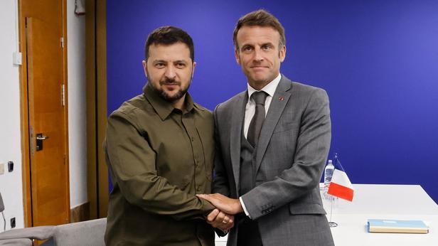 Guerre en Ukraine: Volodymyr Zelensky rencontre Emmanuel Macron à Paris