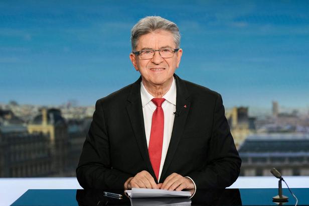 Mélenchon suscite un tollé en défendant «le droit de rigoler» à propos d’un slogan anti-police