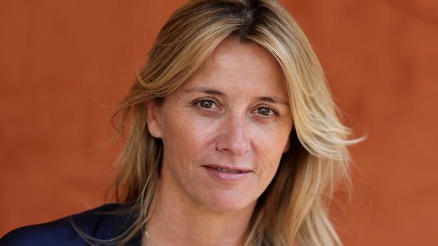 GALA VIDEO - Sarah Poniatowski fait de rares confidences sur son couple avec Roschdy Zem : “Nous voulons rester discrets”