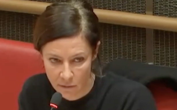 GALA VIDEO - &quot;Il commence à devenir agressif…&quot; : Anna Mouglalis gênée par Gérard Miller, elle raconte leur rencontre