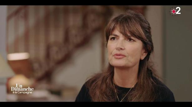 Valérie Perrin, son histoire d’amour avec Claude Lelouch lui a d’abord paru impossible : “J’avais 39 ans, lui 69”