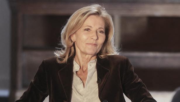 GALA VIDÉO - Claire Chazal et son incontournable carré blond wavy