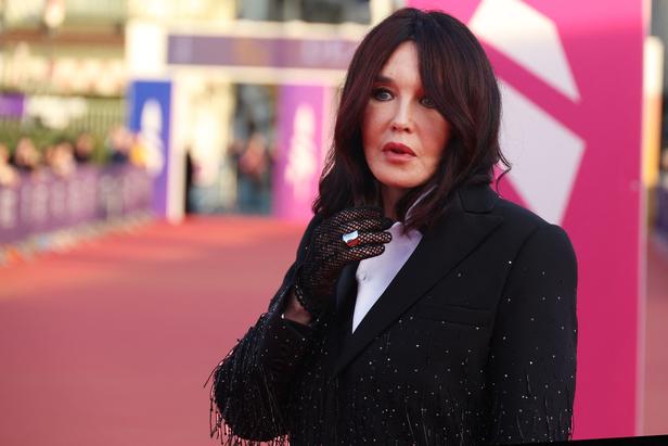 Isabelle Adjani confrontée à des drames intimes : comment elle s’est retrouvée “cheffe de famille” à 18 ans