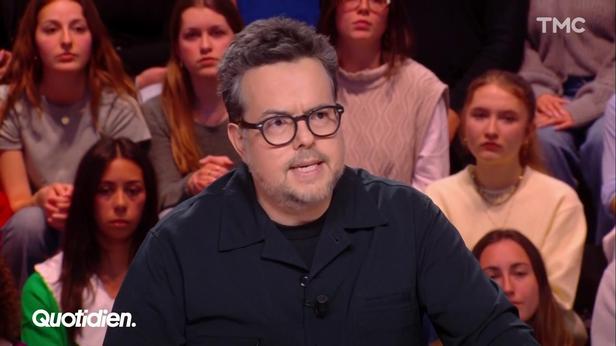 GALA VIDEO - Nicolas Demorand : femme, enfants… Que sait-on sur sa vie privée ?