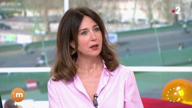 Elsa Zylberstein décontenancée face à Flavie Flament, elle découvre une mauvaise nouvelle : “Je viens de l’apprendre…”