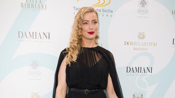 GALA VIDEO - Amber Heard de nouveau maman à 39 ans : elle annonce la naissance… de ses jumeaux !