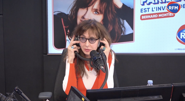 Anne Parillaud “incomprise” par ses parents : “Je n’ai pas vraiment existé dans leur regard”