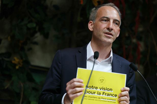 Qu'est-ce qu'il faut retenir de l’appel historique entre Emmanuel Macron et Vladimir Poutine ?