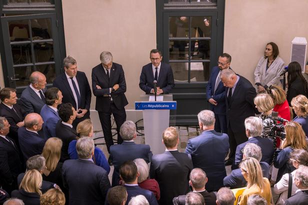  Yaël Braun-Pivet demande une minute de silence devant un Hémicycle rempli