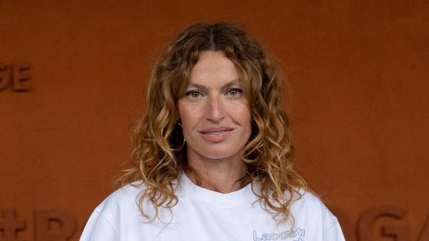 GALA VIDEO - Aurélie Saada (Brigitte) ”lâchée” par son mari et père de ses enfants : “Du jour au lendemain…”