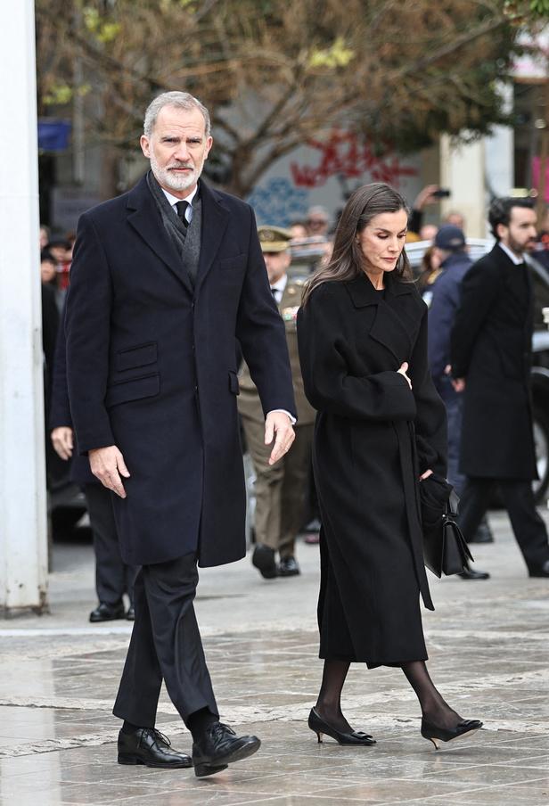 letizia-leonor-sofia-d-espagne-et-felipe-vi-en-gr-ce-cette-villa