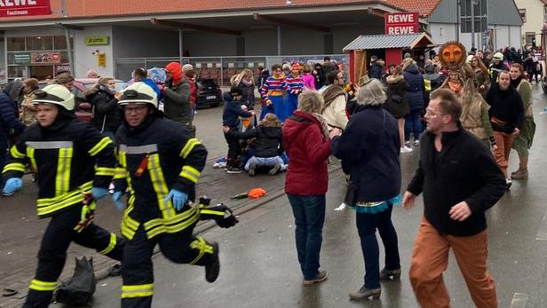 L'intervention des pompiers lors du carnaval de Volkmarsen