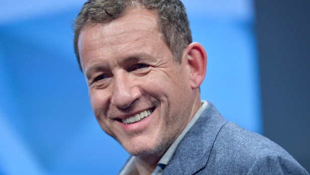 8 Rue De L'humanité En Streaming Dany Boon, Jean-Pierre Jeunet, Omar Sy… L'opération séduction de