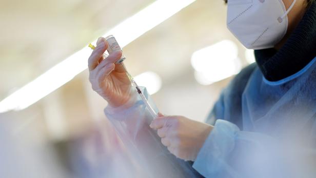 Специалисты рекомендуют уменьшить время между прививками.