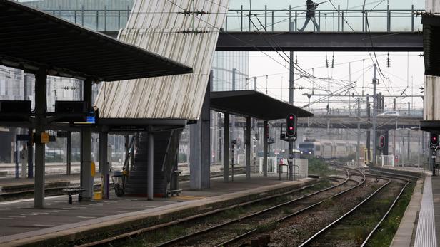 Grève des aiguilleurs : la SNCF prévoit des perturbations limitées pour