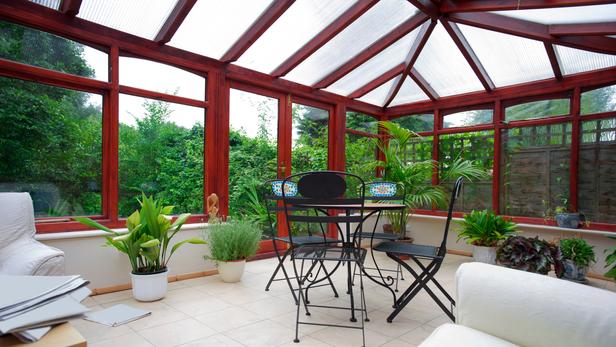 Comment aménager un jardin d'hiver dans la maison