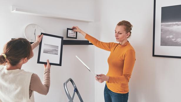 7 astuces pour fixer au mur sans faire de trou