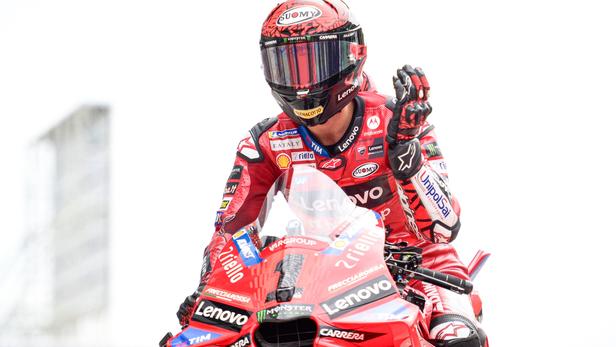 MotoGP : au lendemain de sa chute, Bagnaia s’impose en Malaisie devant ...