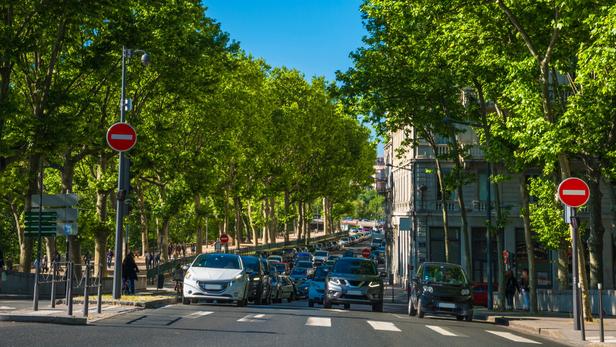Lyon en alerte orange pollution aux particules fines, la circulation ...