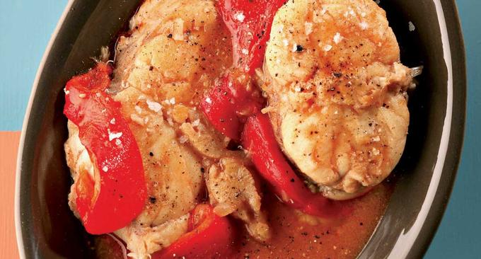 Queue de lotte mijotée à la bisque de homard