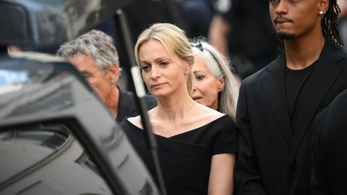 Audrey Crespo-Mara et les deux ex-épouses de Thierry Ardisson réunies pour  ses obsèques, comme il l'avait espéré