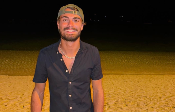 French Victim in Sydney Terror Attack Spurs Jewish Community's Resilient Hanukkah in Paris