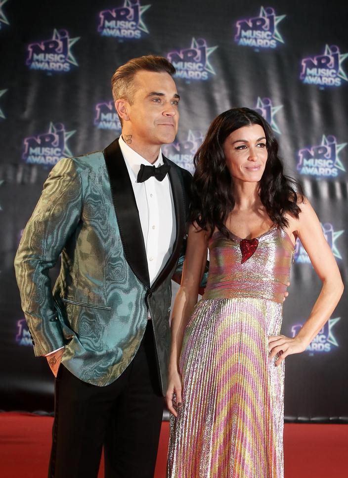 Jenifer fait sensation à Calvi en Corse, son fils aîné Aaron Nucci approuve  !