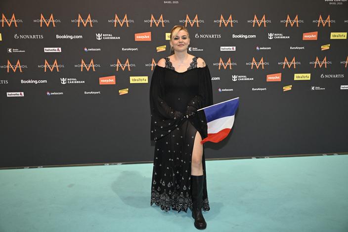 Louane à l'Eurovision : une rare et bouleversante vidéo de sa mère décédée dévoilée juste avant la finale