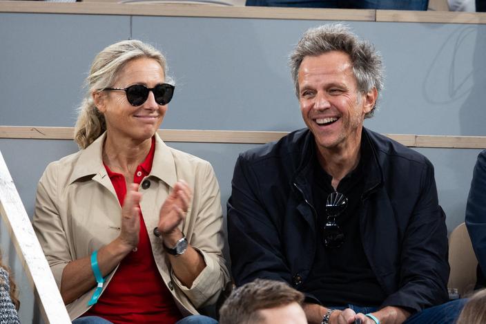 Anne-Sophie Lapix soudée avec son mari Arthur Sadoun pour sa fête de départ  du 20h de France 2