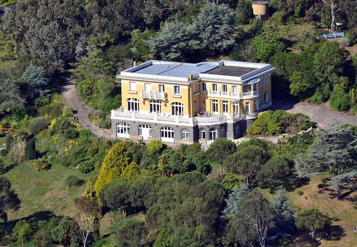 PHOTOS La Somptueuse Propri t De Johnny Depp Et Vanessa Paradis En 