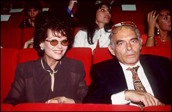 Claudia Cardinale s'en est allée à 87 ans : elle a longtemps caché  l'identité de son fils pour une douloureuse raison