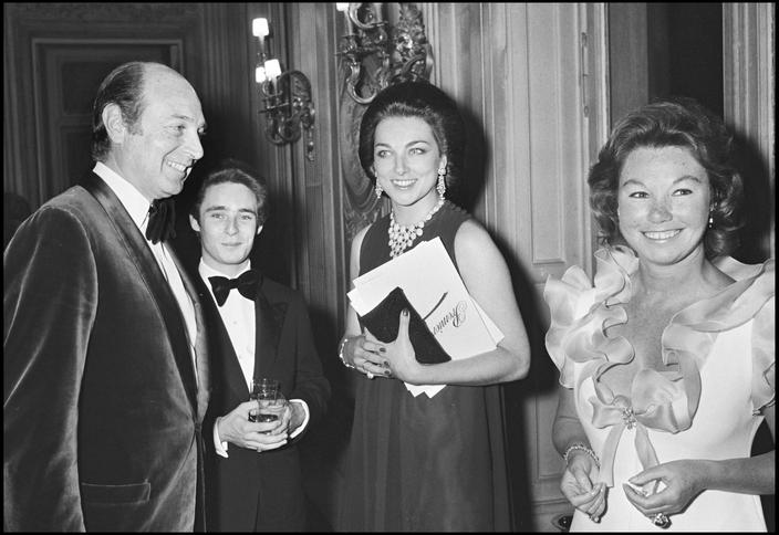 Nadine de Rothschild en pleine guerre d'héritage à 93 ans : qui est Ariane, sa belle-fille et rivale ?