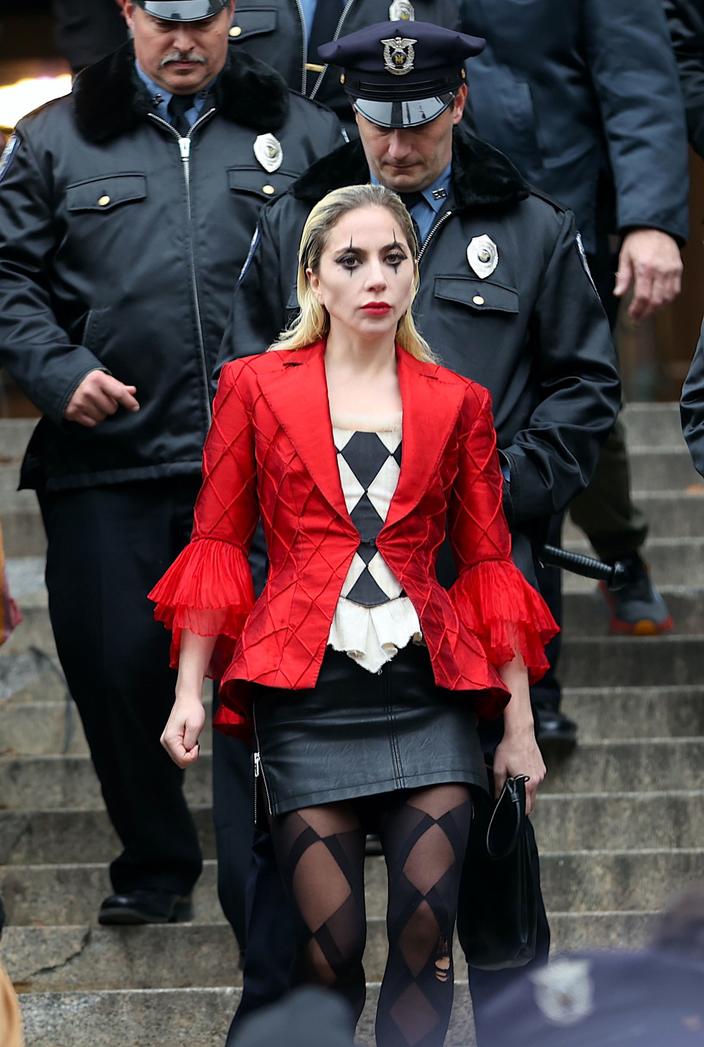 Les Premières Images époustouflantes De Lady Gaga En Harley Quinn, Sur ...