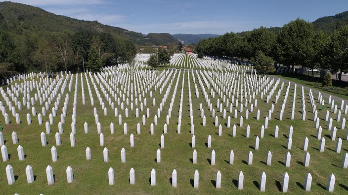 Srebrenica : longtemps décrit comme un «héros», un Serbe condamné pour génocide