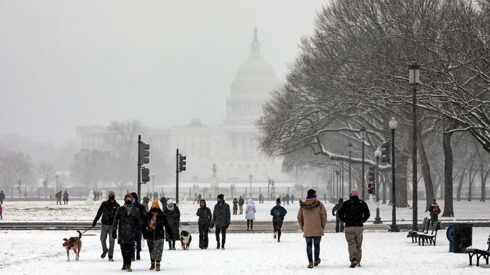 Etats Unis Forte Tempete De Neige Attendue Au Nord Est Washington Sous La Neige