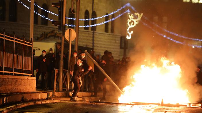 Plus de cent blessés dans des heurts nocturnes à Jérusalem