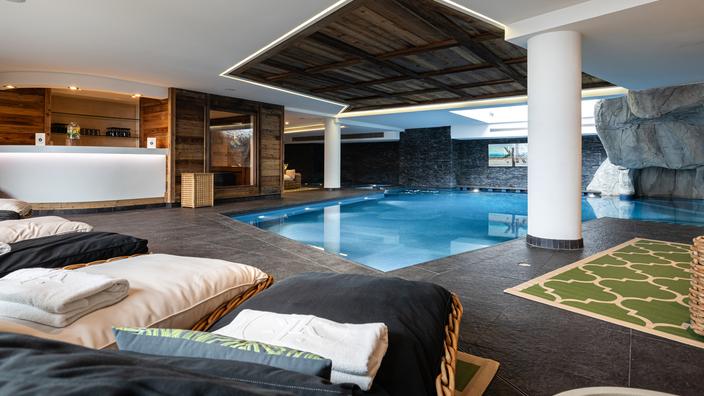 « Avec ma bande de potes, notre séjour a évolué» : au ski, les hommes craquent pour le spa