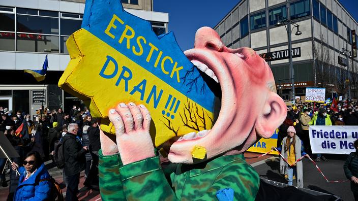 Caricatures de Vladimir Poutine : en Allemagne, le carnaval qui ne fait pas rire Moscou